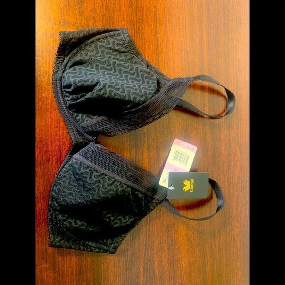 Wacoal  lightweight  underwire lined bra size 32D in black , NWT - Picture 9 of 9